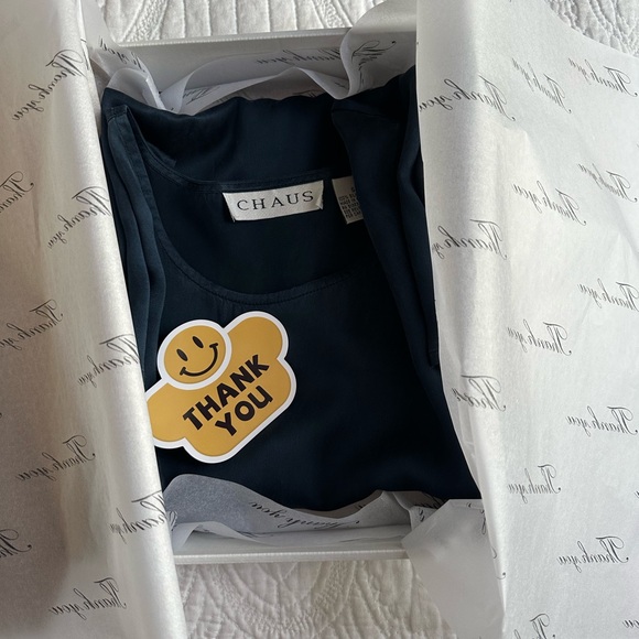 Chaus Silk sleeveless top. Size S. - Picture 15 of 15